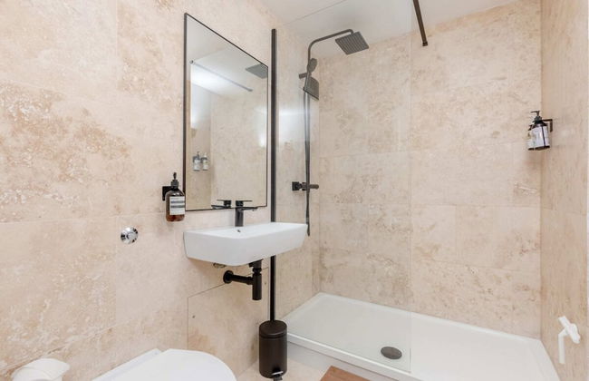 Chic 1BD Maisonette W/hot Tub, King's Cross! - Foto 22