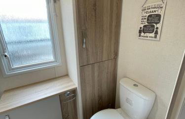 Tigers Wood - 2 bed hot tub lodge with free golf, NO BUGGY - Foto 12