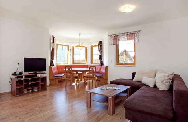 Flat in Mittersill Near Ski Lift - Photo 12