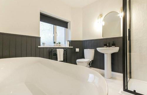 Hareshaw House - Photo 7