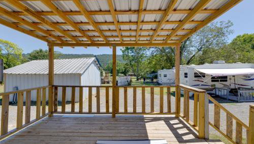 Fish & Explore: Wooded Lake Guntersville Retreat - Foto 2