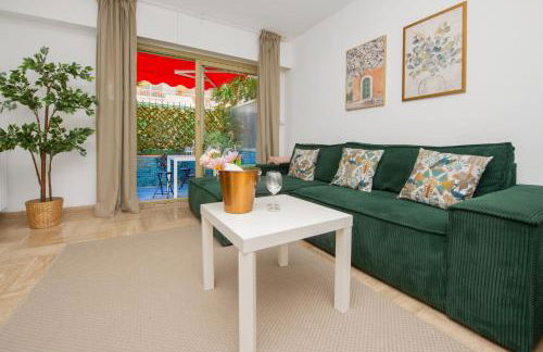 Centre d'Antibes - Joli appartement rénové - EZ - Foto 17