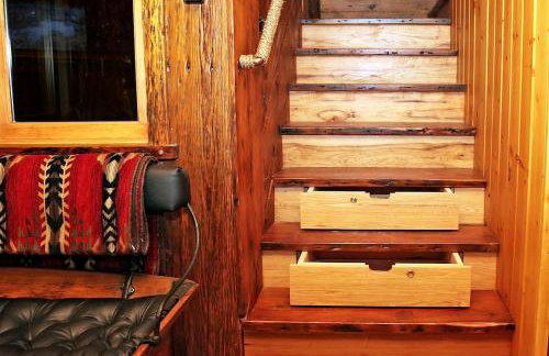 Tree House Rental Ideal for a Unique Getaway near Lake Sunapee in New Hampshire - Foto 40