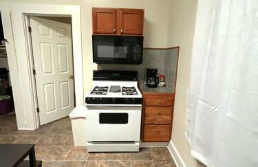 Downtown 1BR Stay Walk to Cafes & Parks - Foto 9