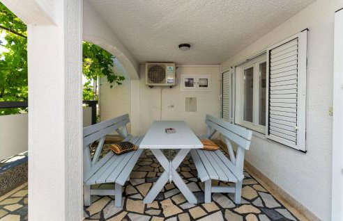 2 Bedroom Awesome Apartment In Rtina - Photo 8