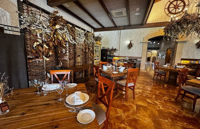 Alicante; Recorrido Vinícola Bodega Cata Vinos, Comida y Traslado - Foto 11