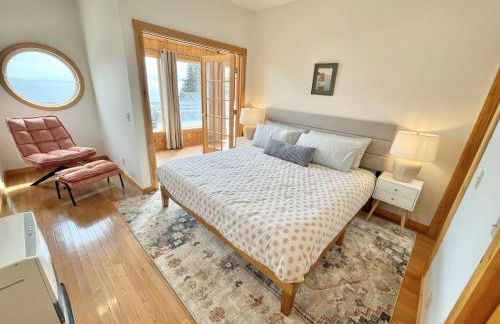 Beachfront 4 BR Spacious House! [Coastal Haven] - Foto 6