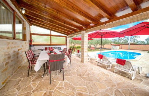 Awesome Home In Lisicic With Wifi - Foto 2