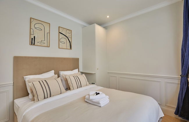 Eiffel Tower Apartment Invalides - Photo 3