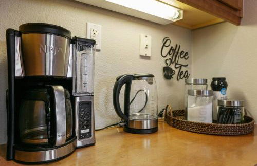 Sunset Crest - Home with stunning views, Pool, BBQ - Foto 10