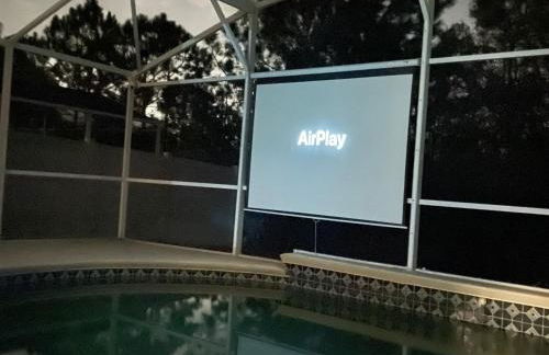 3 Bedroom Villa with Poolside Cinema and Games Room Close to theme Parks sleeps 6 - Photo 46