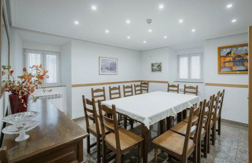 El Humilladero - Photo 6