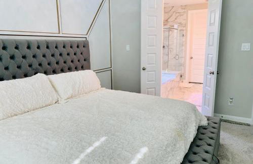 Charming Retreat Modern Luxury Family Sleeps 10 - Foto 15