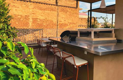 Incredible 2BR Penthouse with Urban Rooftop Garden - Foto 17