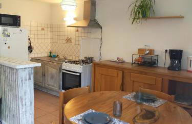 MAISONNETTE LA ROSERAIE avec terrasse proche centre ville - Foto 6