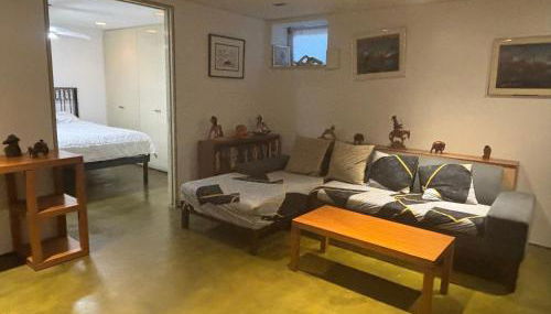 Cozy and Comfy Cellar - Foto 3