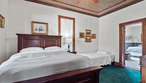 The Red Brick House - Photo 3