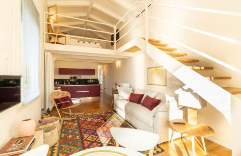 Asinelli Panoramic Rooftop, In front of the Two Towers - Photo 5