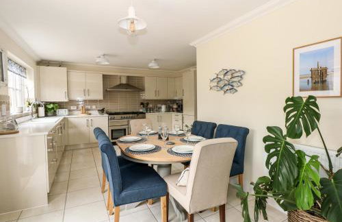 Coral House - Photo 14