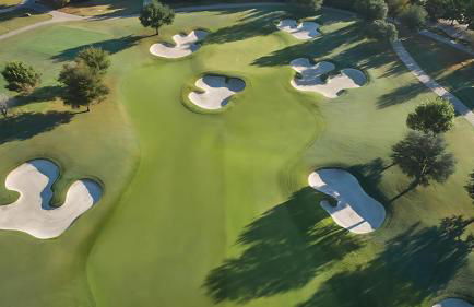 3 bed, close to Stadiums & Park, Big Yard - Photo 6