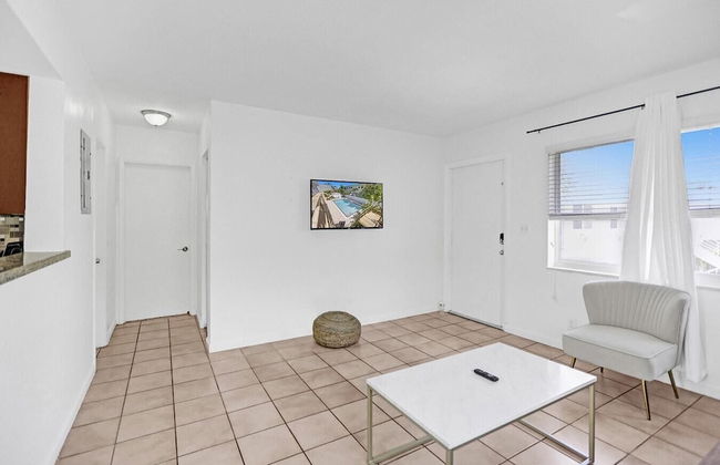 Cozy Beachfront Retreat Near Marina & Dining - Foto 16