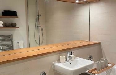 Stunning city centre flat with a terrace - Foto 33