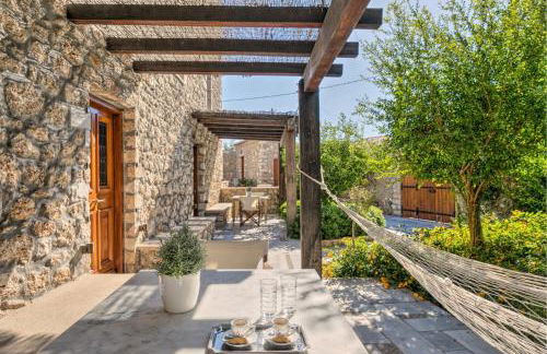 Mare Monte Luxury Suites - Photo 31