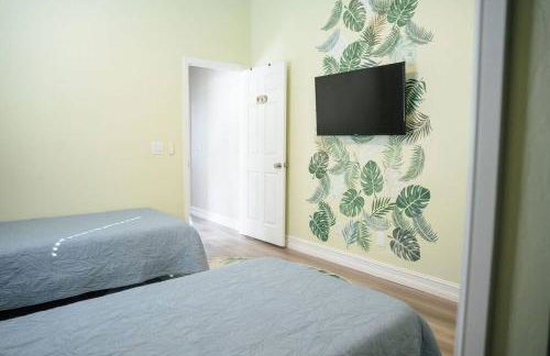 Sovanita House Naples, FL - Photo 23