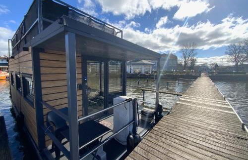 Unique Water Stay Tiny Hausboot für 2 Personen - Foto 3