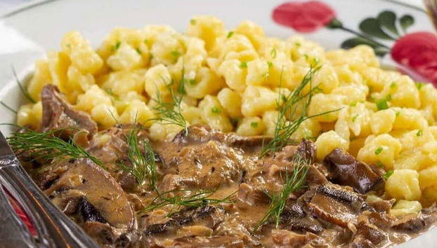 Traditional Meal at the Zylinder Cafe - Foto 5