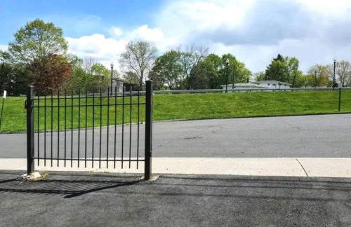 Chic with Recliner at Webster Hill Suite 1W Request Xtra Bed - Foto 3