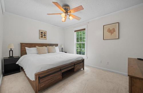 Low Country Gem with Heated Pool Games and Hot Tub - Photo 42