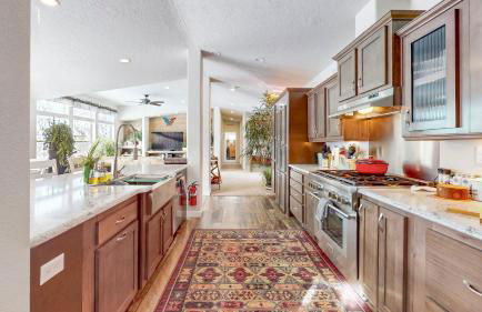 New! Grand Manor - Close to Tamarack and Lake Cascade - Pet friendly - fenced yard - trailer parking - Foto 1