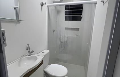 Ap Elegante e pratico com ar, ao lado do Aeroporto - Foto 8