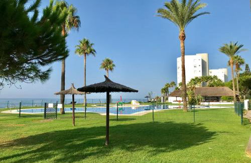 MI CAPRICHO, Beachfront, Grownfloor, Private Garden & Terrace - Photo 36