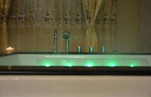 Le Petit Versailles - Foto 5