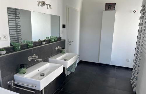 Wohlfühloase im Grünen - Foto 13