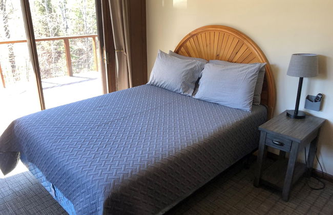 Mont du Lac Resort - Photo 8