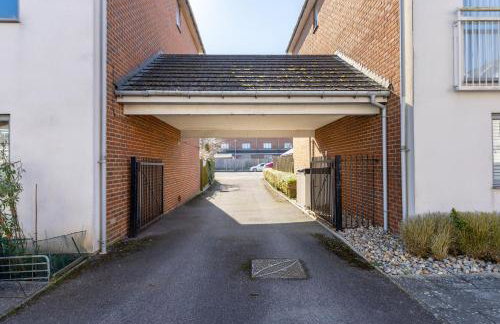 Cosy Retreat in Ashford city centre with Hot tub - Foto 6