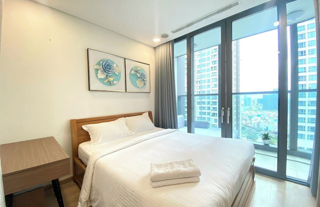 Landmark 81 Luxury- Lyshing Apartment - Photo 2