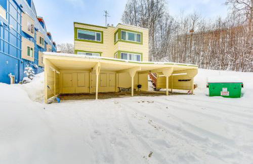 Near Hiking Cozy Anchorage Retreat with Fireplace! - Foto 23