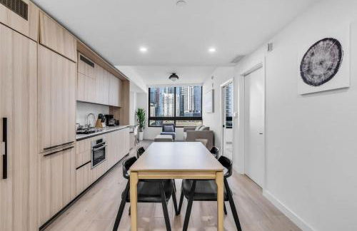 Modern Downtown Condo with Pool Gym BBQ Game Room CoWorking Spaces - Foto 12