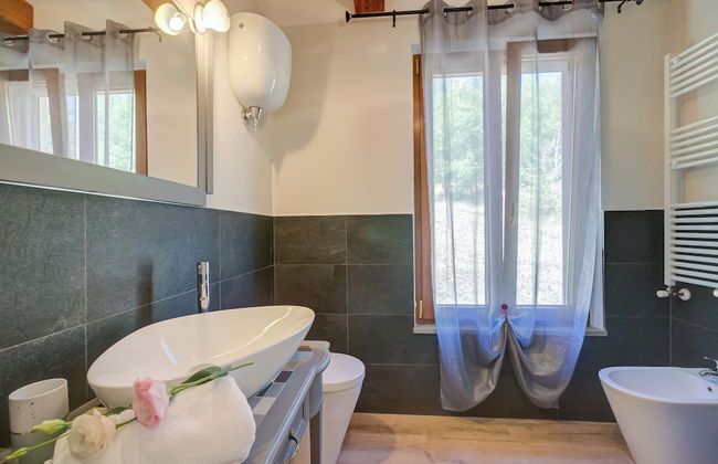 Relaxing Margherita Home Private Garden - Photo 28