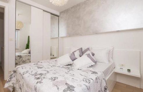 Lovely Home In Kolanjski Gajac With Wifi - Foto 24