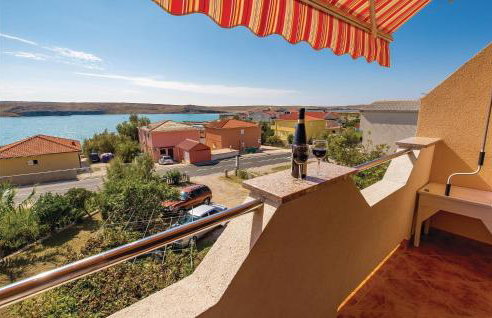 Beautiful Apartment In Dinjiska - Foto 1