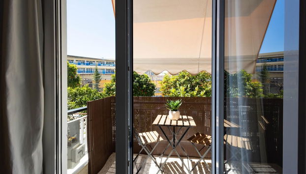 Sunlit Serenity Cozy 1bdrm Escape in Athens - Foto 2, Habitación