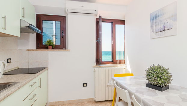 Antonella & Napoletano - Foto 2, Kitchen / Dining Room