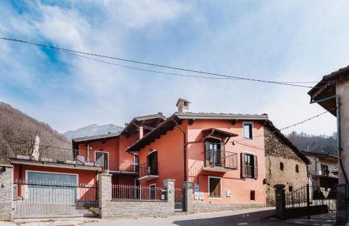 Case vacanze in graziosa borgata alpina - Photo 53