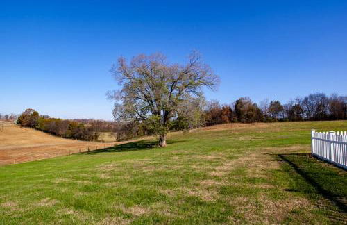 Peaceful Farm House - Quiet and Relaxing Getaway! - Foto 60