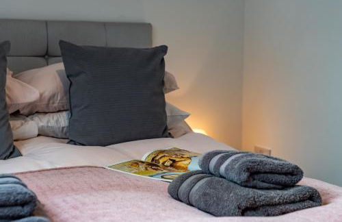 Cotswold holiday let with hot tub - The Old Garage - Foto 25